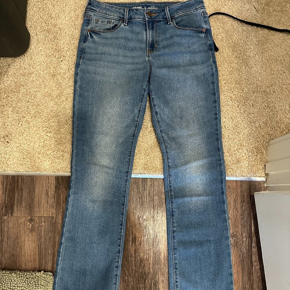 Old Navy Mid-Rise Kicker Boot Cut Jeans 4